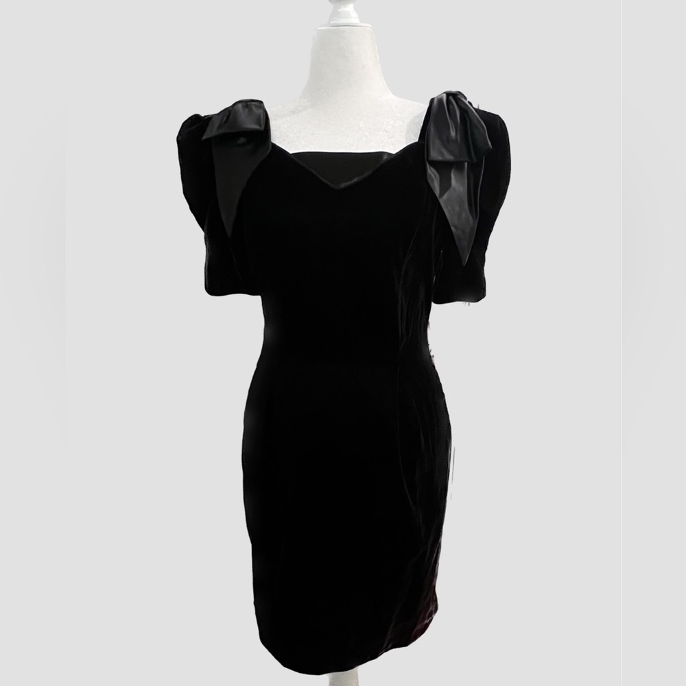 NWT Filigree LTD Velvet Dress